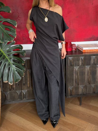 Top asimetrico gris