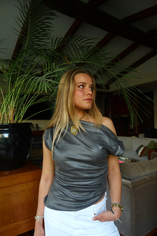 Top Drapeado Gris